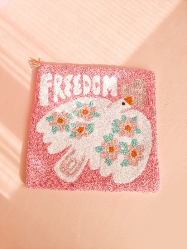 funda-de-cojin-punch-needle-pink-freedom_2 Funda de Cojín Punch Needle Pink Freedom