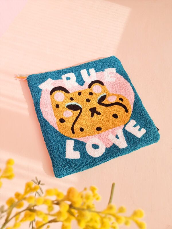 Funda de Cojín Punch Needle True Love