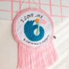 tapiz-decorativo-punch-needle-ai-love-me_2 Tapiz decorativo Punch Needle I Love Me