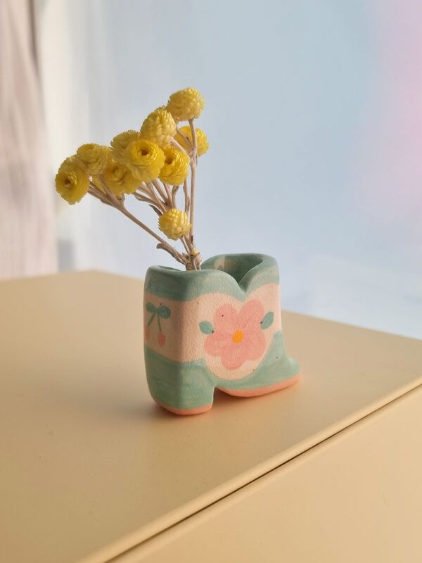jarron-de-ceramica-bota-daisy_1 Jarrón de Cerámica Bota Daisy