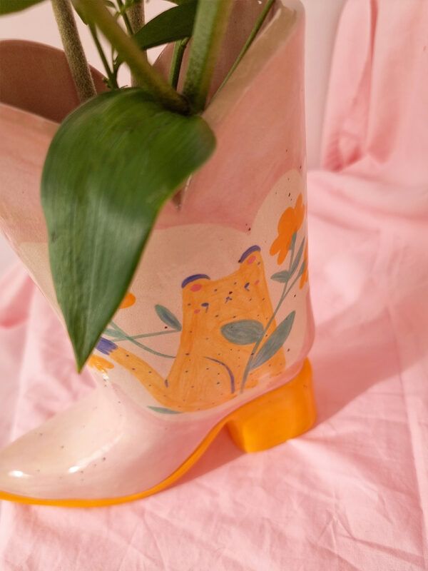 jarron-de-ceramica-bota-floral-cheetah_7 Jarrón de Cerámica Bota Floral Cheetah